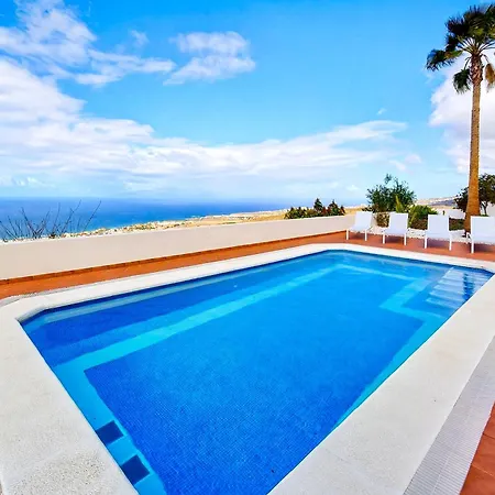 With Private Pool Apartmán