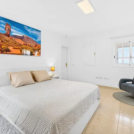 Apartmán With Private Pool Costa Adeje (Tenerife)